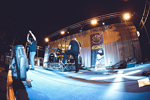 Foto del Concerto dei Megamax Tribute Band Max Pezzali e 883