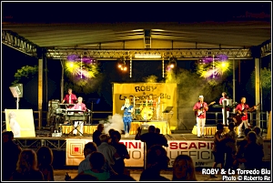 Foto del Concerto dell Orchestra Roby e La Torpedo Blu alla Festa del PD di Piadena